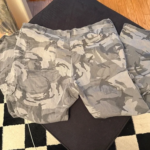 Wrangler Men's Gray Camo Cargo Pants - Urban Camo - Picture 6 of 6